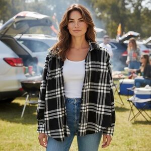 Banana Republic Black and White Plaid Button Down